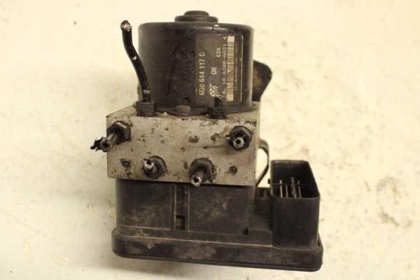 BLOC ABS VW / AUDI / SEAT / SKODA - Vue 1